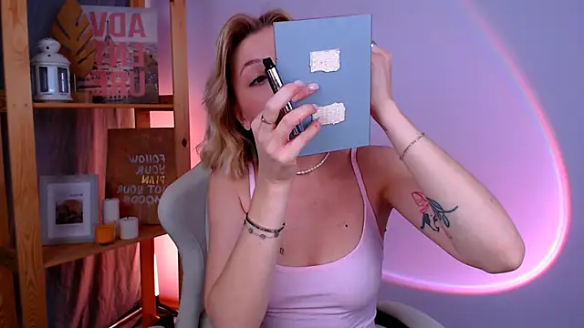 BallerinaCappuchino online show from 11-13-25, 03:32