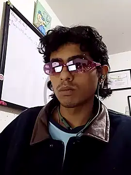 SkinniYamo online show from 02-20-26, 11:50