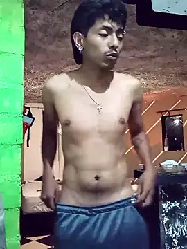 SkinniYamo online show from 03-29-26, 05:09