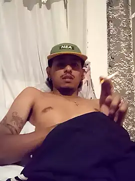 SkinniYamo online show from 03-18-26, 03:42