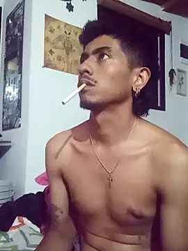 SkinniYamo online show from 03-18-26, 11:59