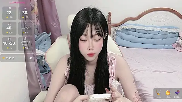 Vivian-88 online show from 04-17-26, 01:52