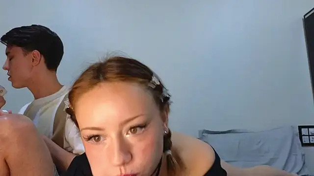 Snapshot of StripsweetCouple chatting on 10-27-25, 05:36 StripsweetCouple online show from 10-27-25, 05:36