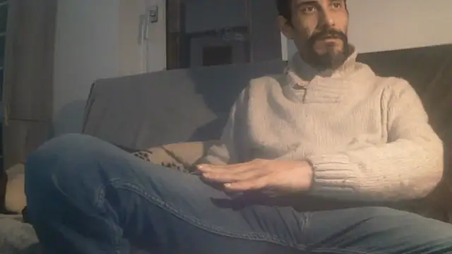 Snapshot of Ash59055 chatting on 02-12-26, 01:22 Ash59055 online show from 02-12-26, 01:22