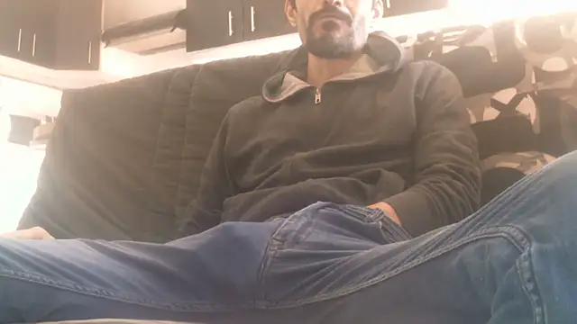 Snapshot of Ash59055 chatting on 02-21-26, 12:07 Ash59055 online show from 02-21-26, 12:07