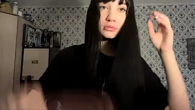 SofiaDreams09 online show from 11-15-25, 06:06