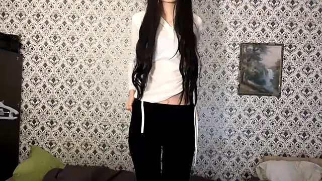 SofiaDreams09 online show from 12-20-25, 02:42