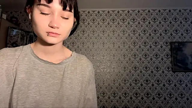 SofiaDreams09 online show from 11-08-25, 06:06