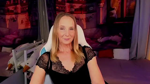 Snapshot of ScarlettPalmer chatting on 07-18-26, 10:02 ScarlettPalmer online show from 07-18-26, 10:02
