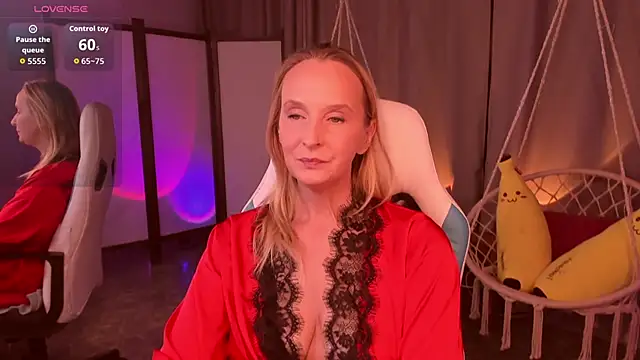 ScarlettPalmer online show from 11-19-25, 10:15