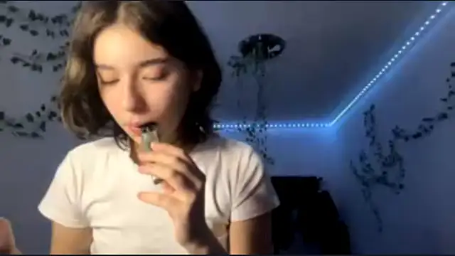 LilithFlamey online show from 12-03-25, 03:11