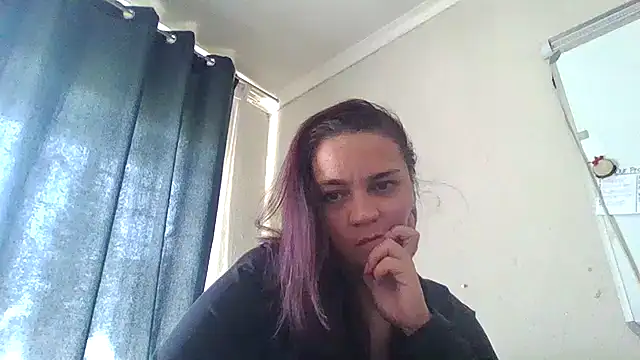 Snapshot of lilMissMarli chatting on 04-09-26, 08:53 lilMissMarli online show from 04-09-26, 08:53