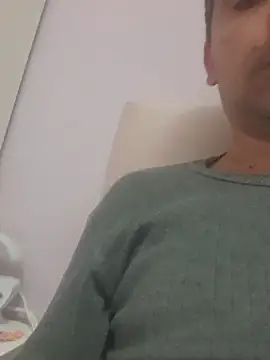 Danielwin online show from 10-29-25, 05:34