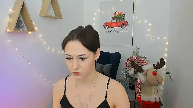 MakeYoueHappy online show from 12-14-25, 04:40