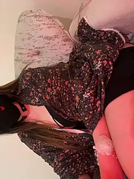 Snapshot of Soso-bigass chatting on 04-04-26, 09:54 Soso-bigass online show from 04-04-26, 09:54