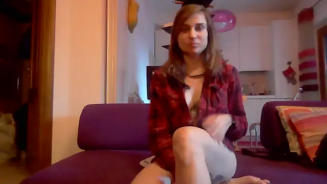 SinnEmily online show from 02-05-26, 03:30