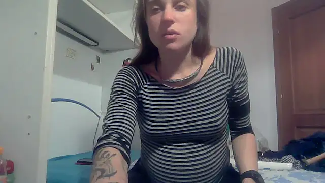 SinnEmily online show from 12-19-25, 11:40