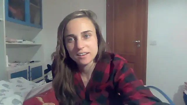 SinnEmily online show from 04-18-26, 04:31