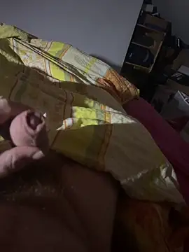 Ilovemilf1 online show from 12-17-25, 09:53