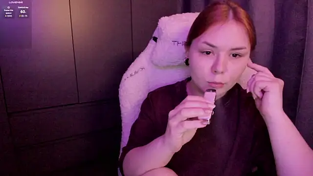 Snapshot of sophia_lix chatting on 07-05-26, 07:54 sophia lix online show from 07-05-26, 07:54