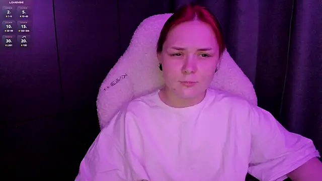 Snapshot of sophia_lix chatting on 07-15-26, 07:43 sophia lix online show from 07-15-26, 07:43