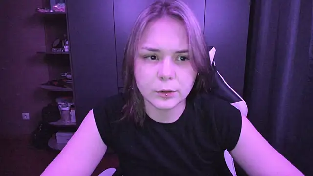 sophia lix online show from 11-27-25, 04:07