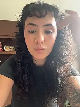 SugarTroubl33 online show from 03-17-26, 04:21