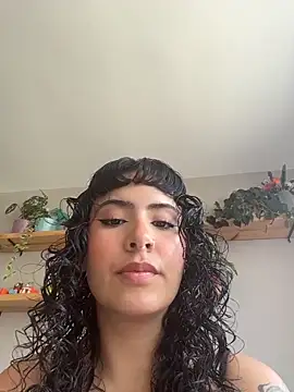 SugarTroubl33 online show from 04-04-26, 02:23