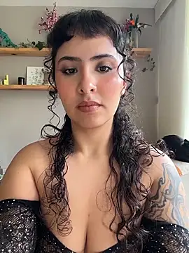 SugarTroubl33 online show from 03-06-26, 02:12