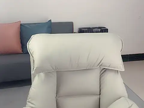 lvy-002 online show from 12-01-25, 03:18