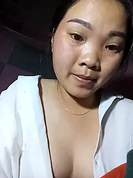 Lovebaby-love online show from 12-18-25, 02:54