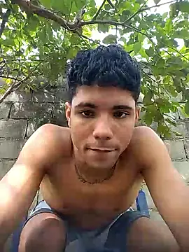 Alex Sweeting online show from 11-13-25, 06:45