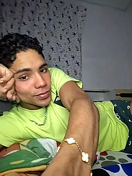 Alex Sweeting online show from 12-03-25, 02:34