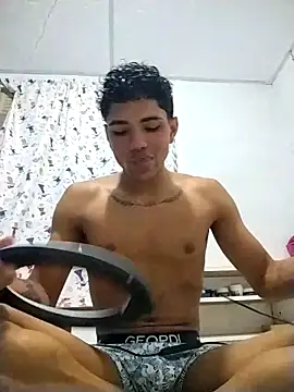 Alex Sweeting online show from 12-15-25, 02:28