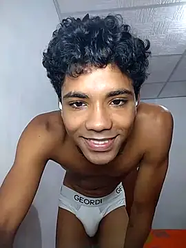 Alex Sweeting online show from 02-19-26, 04:59