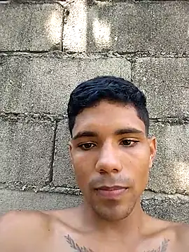 Alex Sweeting online show from 10-29-25, 06:07