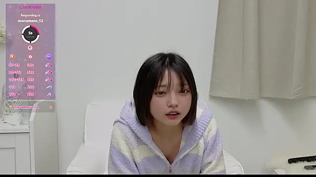 Snapshot of -Yoru- chatting on 02-07-26, 08:33 -Yoru- online show from 02-07-26, 08:33