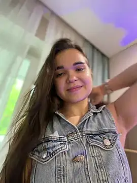 Snapshot of BabyShy- chatting on 07-10-26, 01:05 BabyShy- online show from 07-10-26, 01:05