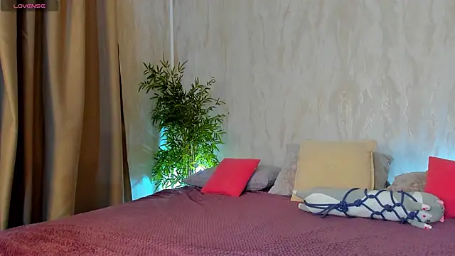 May Yam online show from 04-09-26, 12:12