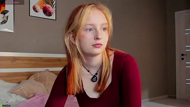 AngelWisee online show from 06-18-26, 03:05