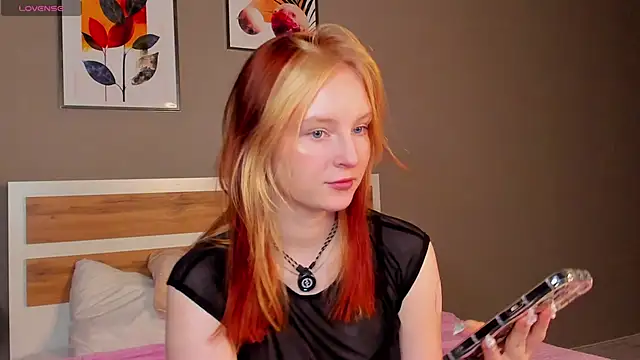 AngelWisee online show from 06-15-26, 02:56
