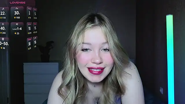 Snapshot of pawsclawss chatting on 03-01-26, 04:23 pawsclawss online show from 03-01-26, 04:23