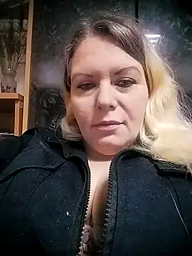 Lana-murr online show from 11-29-25, 07:08