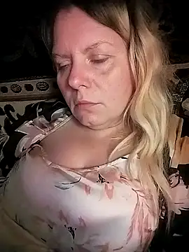 Lana-murr online show from 11-15-25, 06:23