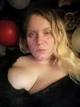 Lana-murr online show from 02-19-26, 08:17