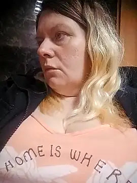 Lana-murr online show from 03-30-26, 05:36