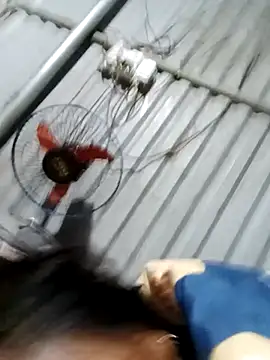 bella-la online show from 12-13-25, 08:04