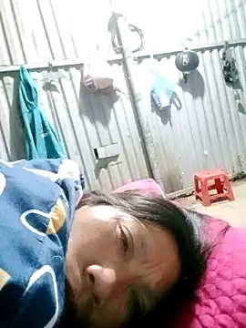 bella-la online show from 11-27-25, 08:42