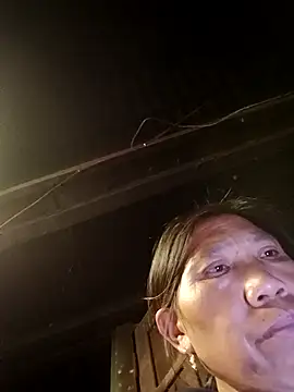 bella-la online show from 12-19-25, 10:39