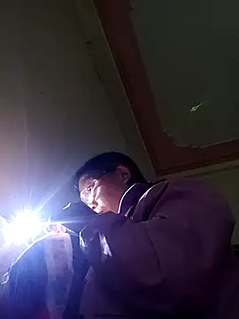 bella-la online show from 11-08-25, 09:24